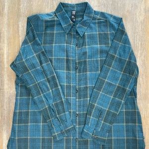 Mountain Hardware - Riley Plaid Long Sleeve - Button Up - Women's XL